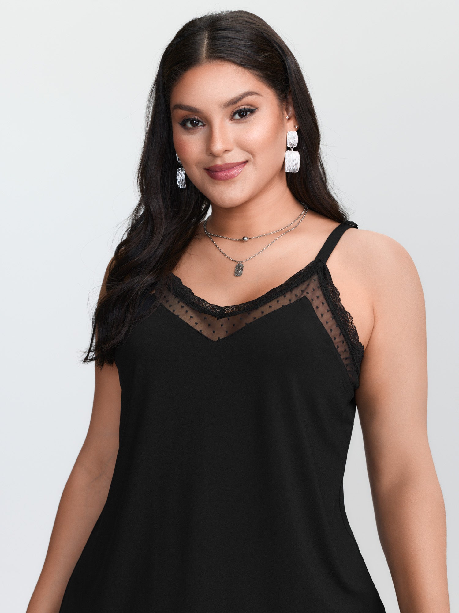 Büyük beden, siyah, örgü görün - Lace Trim Cami incelemesi ve fiyatı